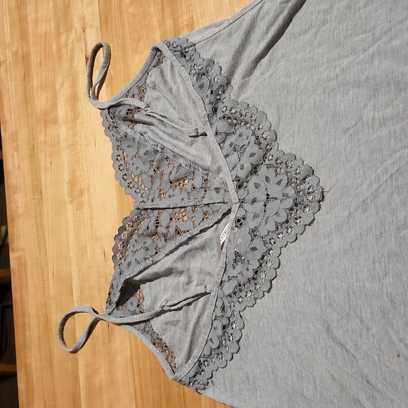 Camisole - Picture 2 of 3